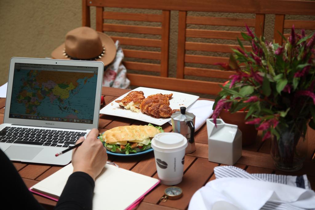 Bed&Breakfast Kod Smilje 贝尔格莱德 外观 照片